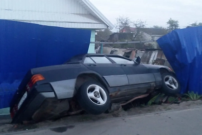 Романтическое свидание  закончилось аварией